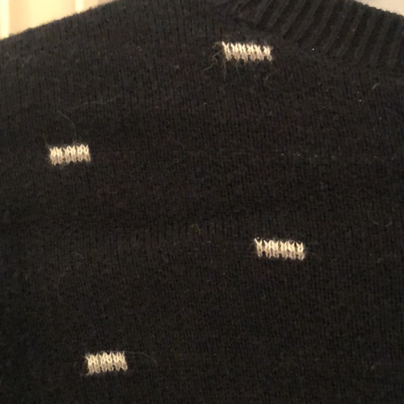 Tavik Modern Beach Culture Black sweater.embroidered detail. Med,fits like Large - Picture 5 of 8
